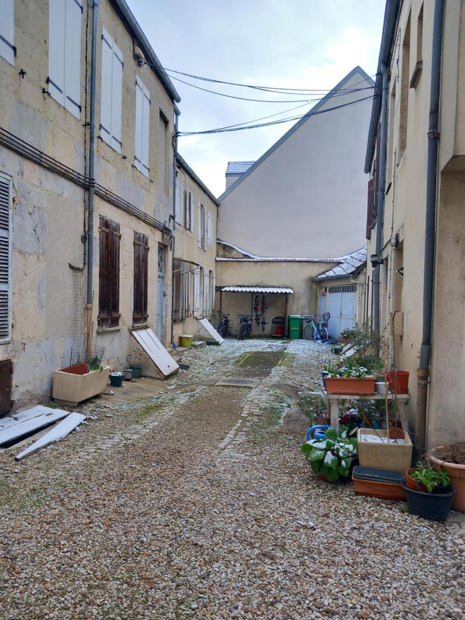 La Cour Fleurie, Tout Confort Дижон Экстерьер фото